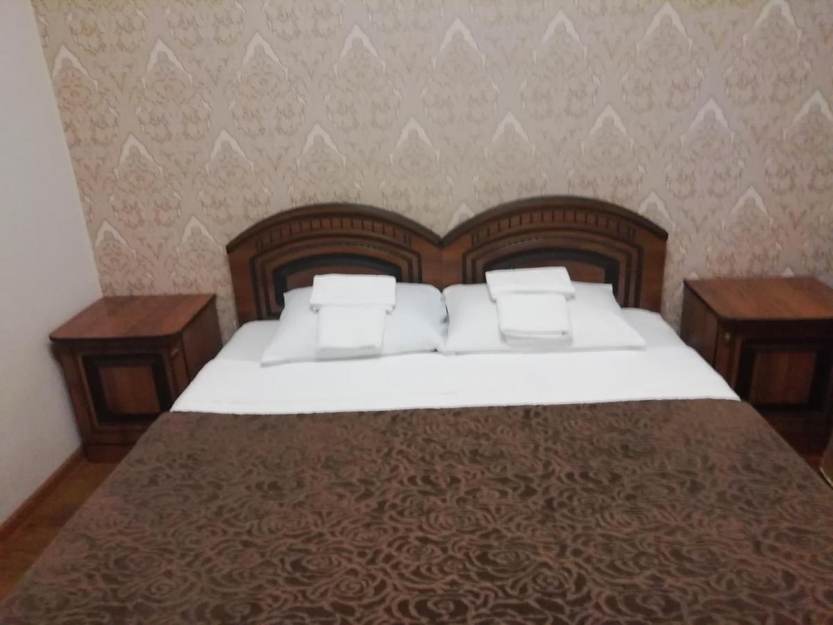 Mini-Hotel Yanson 2 Gagra Exterior foto